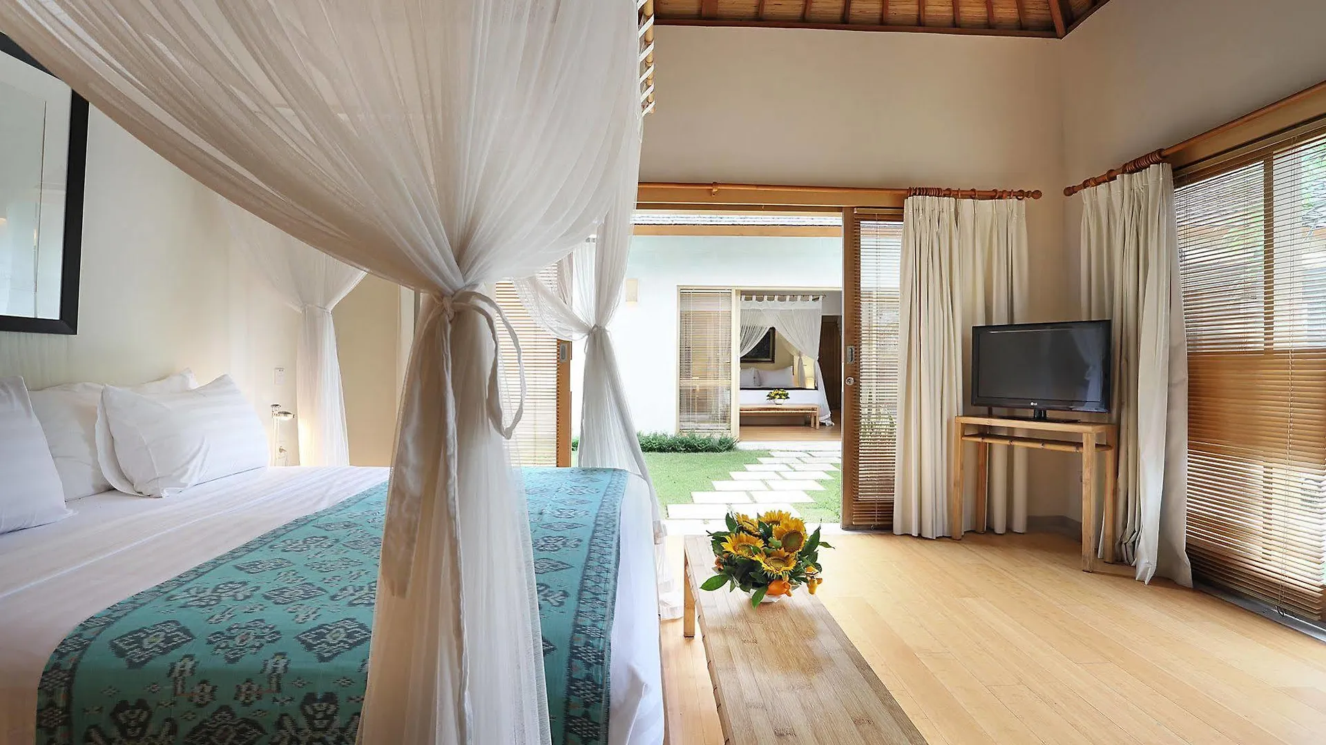 Villa Bali Asri Batubelig Seminyak