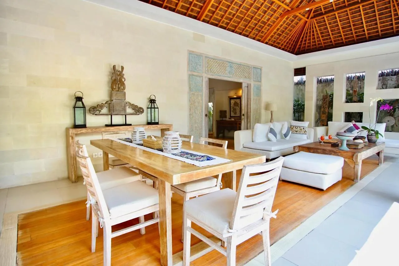 Villa Bali Asri Batubelig Seminyak Indonesia